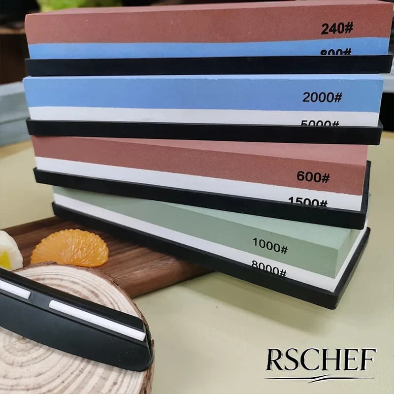 Kit de pierres à aiguiser de grains 400, 1000, 3000 et 8000 avec ses accessoires